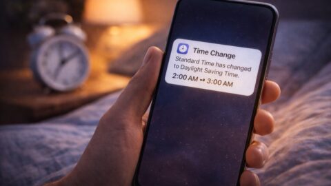 Daylight Saving Time Alert on Smartphone